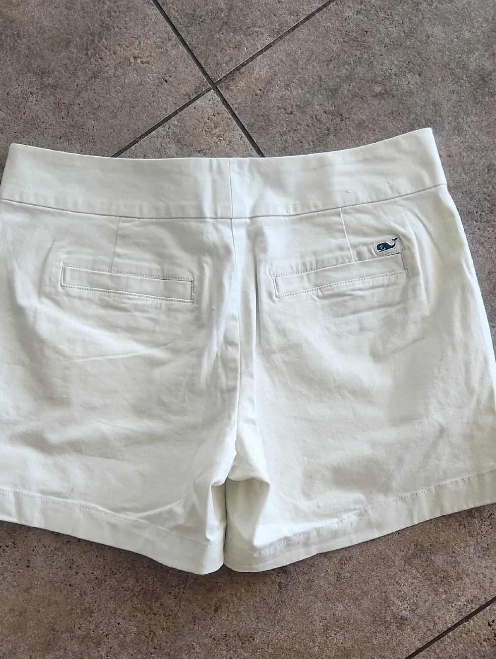 Vineyard Vines Cream Women's Chino Shorts - Picture 2 of 10
